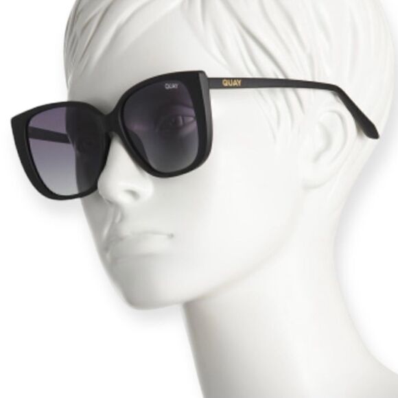 Quay Ever After Frame Matte Black / Lens Smoke Fade 125 NWT $90 - Picture 10 of 11